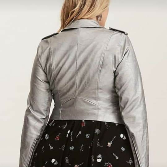 TORRID Silvrr Moto Jacket - Picture 2 of 3